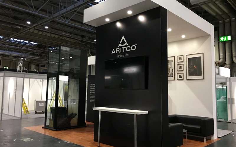 طراحی مینیمال در غرفهسازی