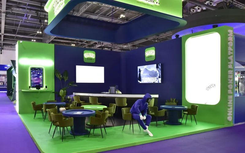 هماهنگی رنگها با نورپردازی و متریالها