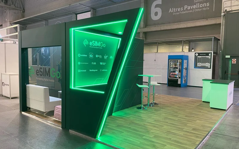 نورهای خطی در نورپردازی غرفه های نمایشگاهی